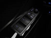 Toyota C-HR 2 135kW thumbnail