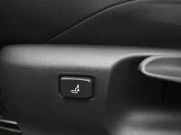 Toyota C-HR 2 135kW thumbnail