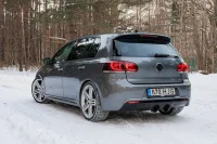 Volkswagen Golf R 2.0 199kW thumbnail