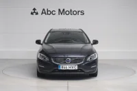 Volvo V60 D4 Momentum 2 140kW thumbnail