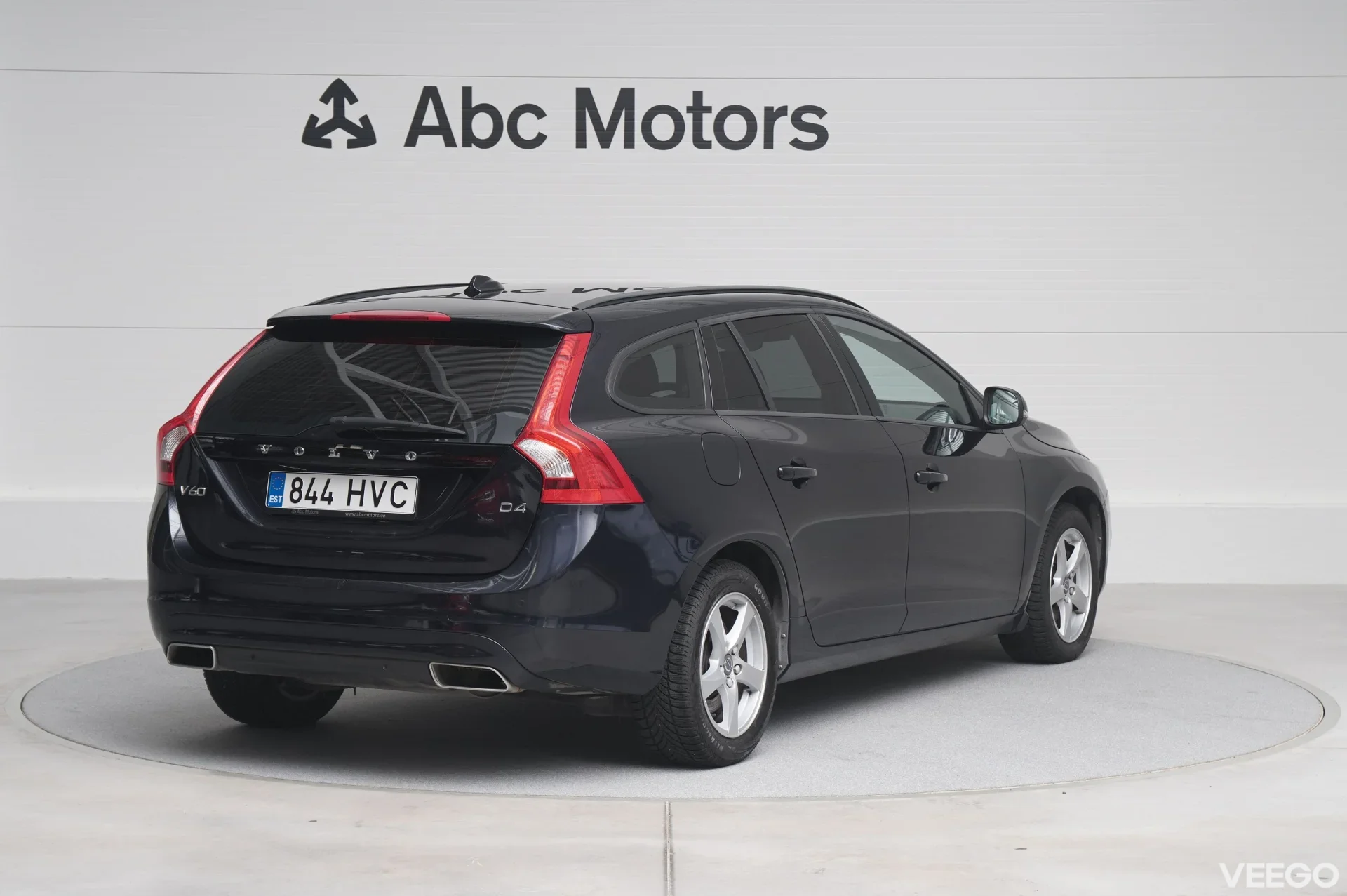 Volvo V60 D4 Momentum 2 140kW