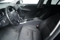 Volvo V60 D4 Momentum 2 140kW thumbnail