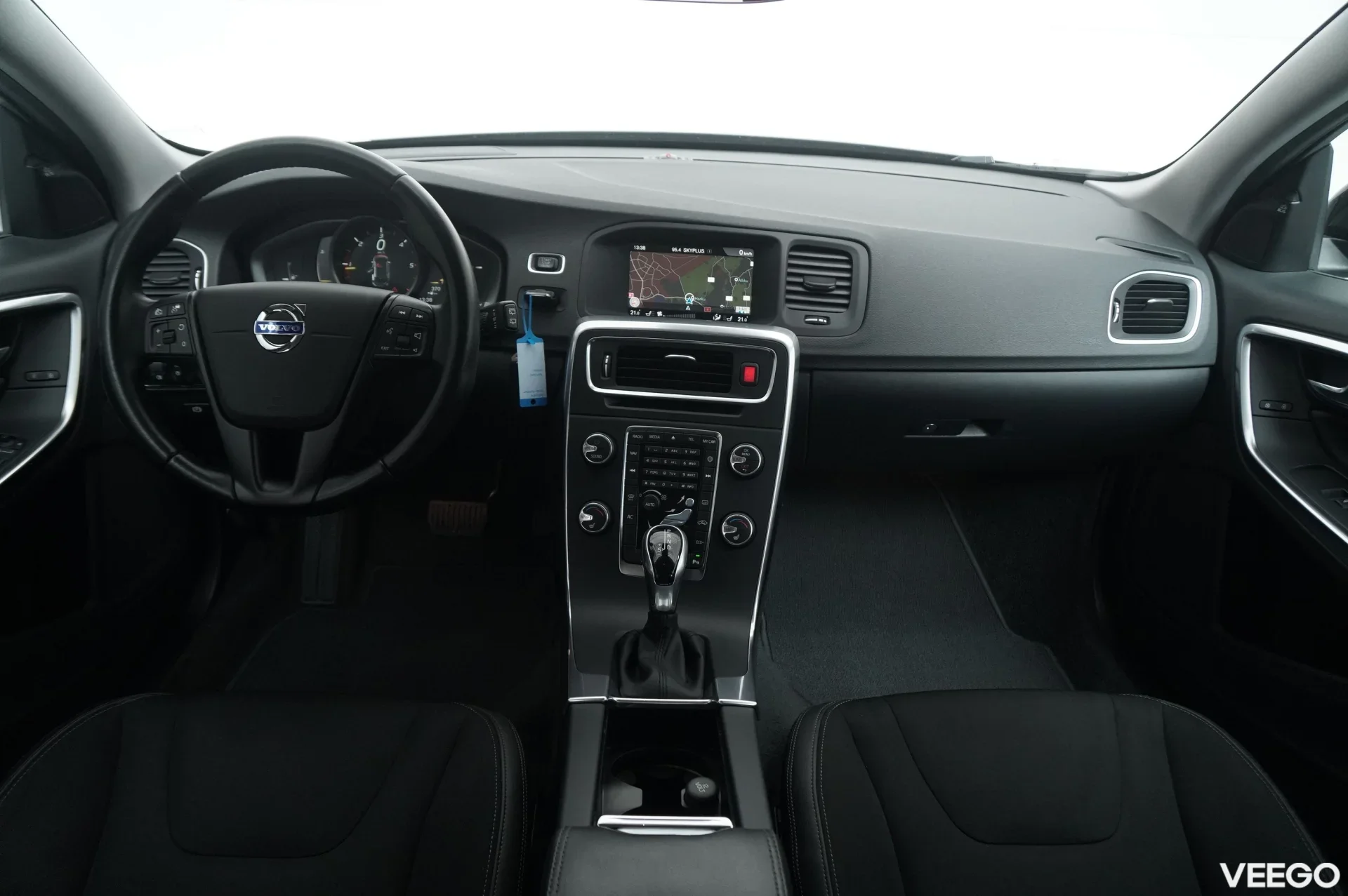 Volvo V60 D4 Momentum 2 140kW