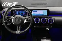 Mercedes-Benz CLA 200 DCT 163HK /Widescreen /Keyless /4.95% 120kW thumbnail