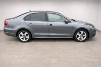 Volkswagen Jetta 1.4 90kW thumbnail
