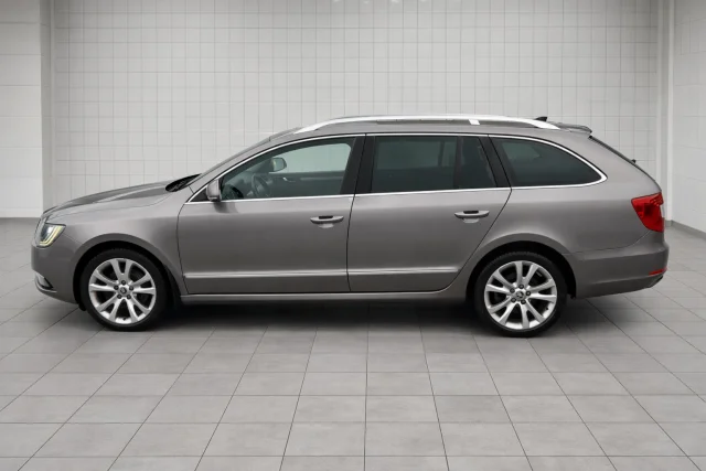 Image of Skoda Superb 2.0 147kW
