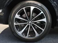 Bentley Bentayga EWB 404kW thumbnail