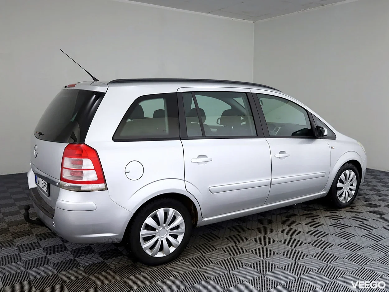 Opel Zafira 1.8 104kW