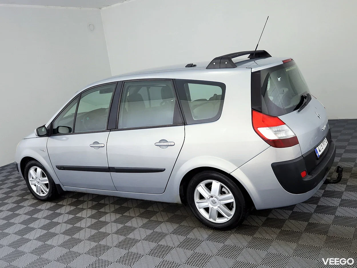 Renault Grand Scenic 2.0 99kW