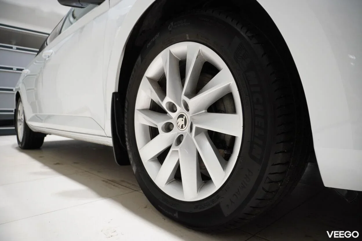 Skoda Superb AMBITION COMBI 1.5 110kW