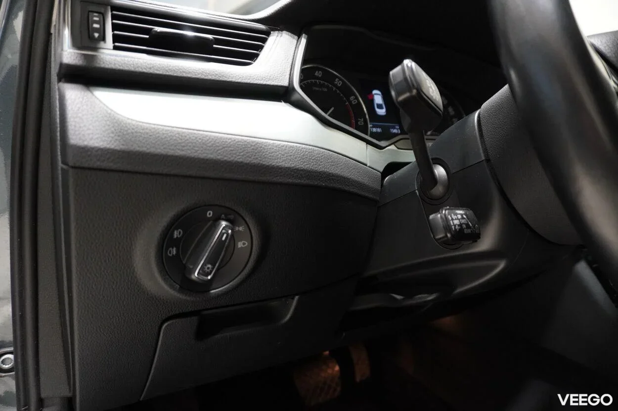 Skoda Superb AMBITION PLUS 1.4 110kW