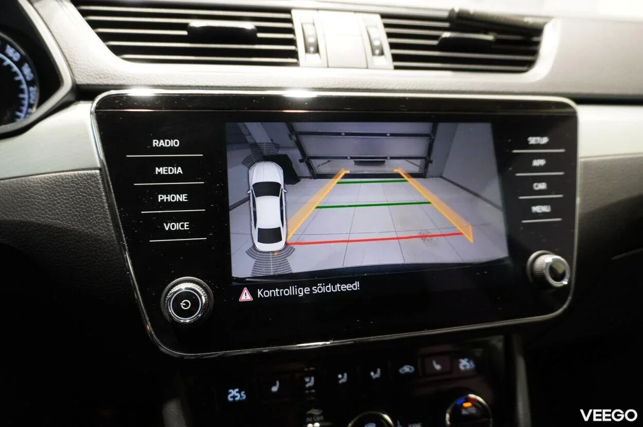 Skoda Superb AMBITION PLUS 1.4 110kW