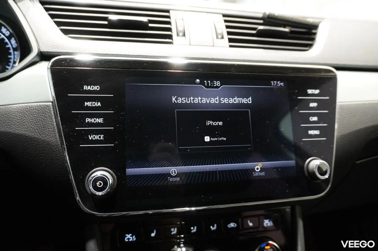 Skoda Superb AMBITION PLUS 1.4 110kW