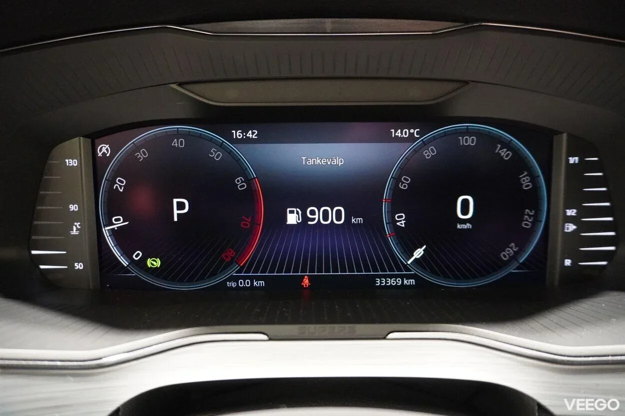 Skoda Superb AMBITION COMBI 1.5 110kW