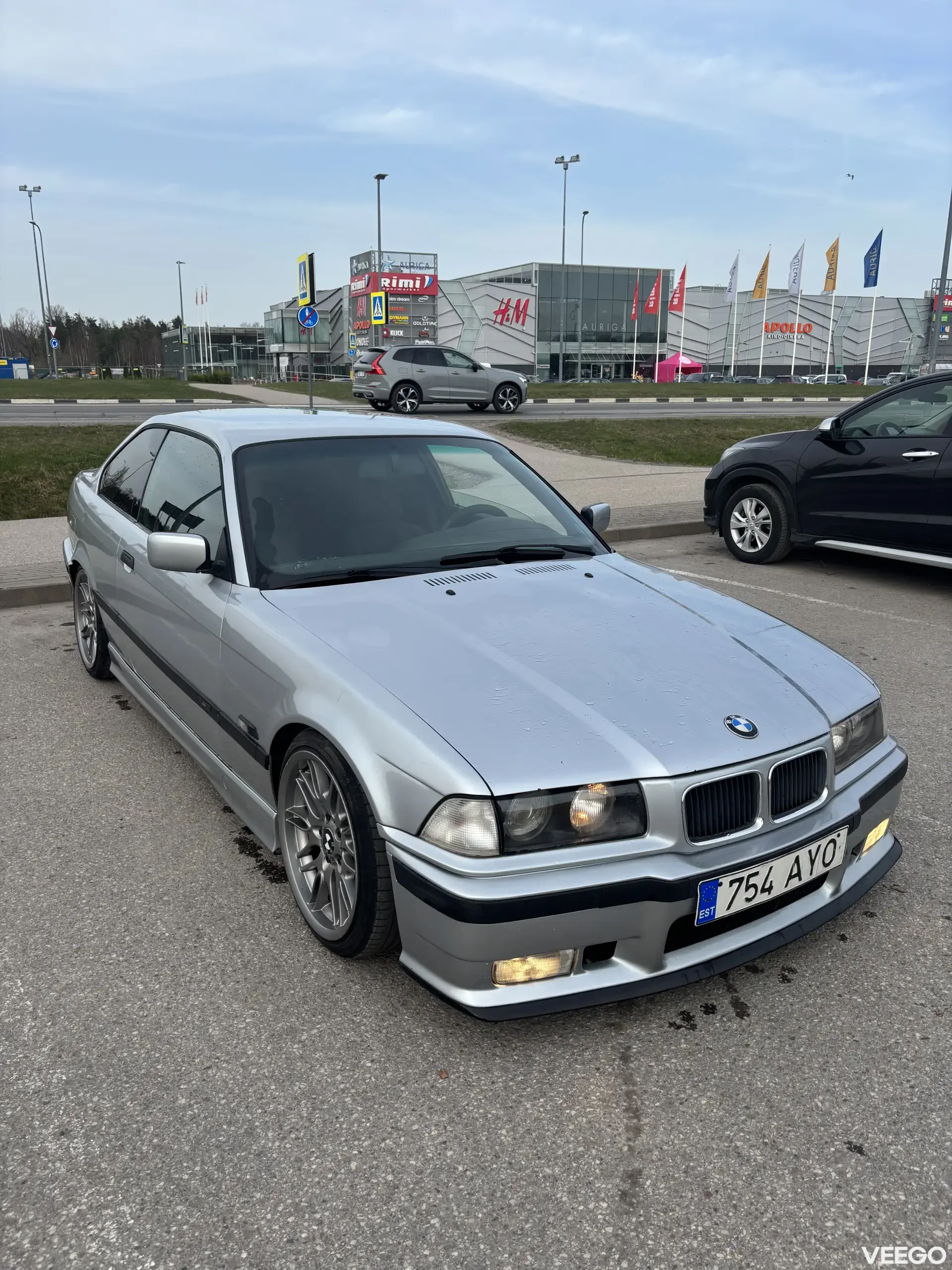 BMW 318IS 318 is 1.8 103kW