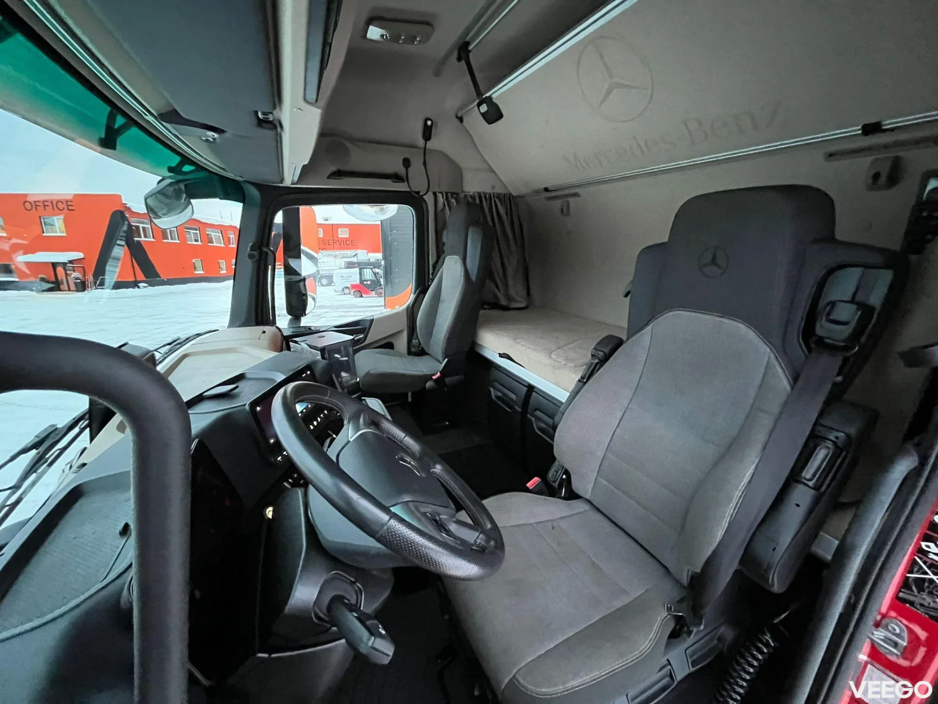 Mercedes-Benz Actros BIG SPACE CAB 390kW