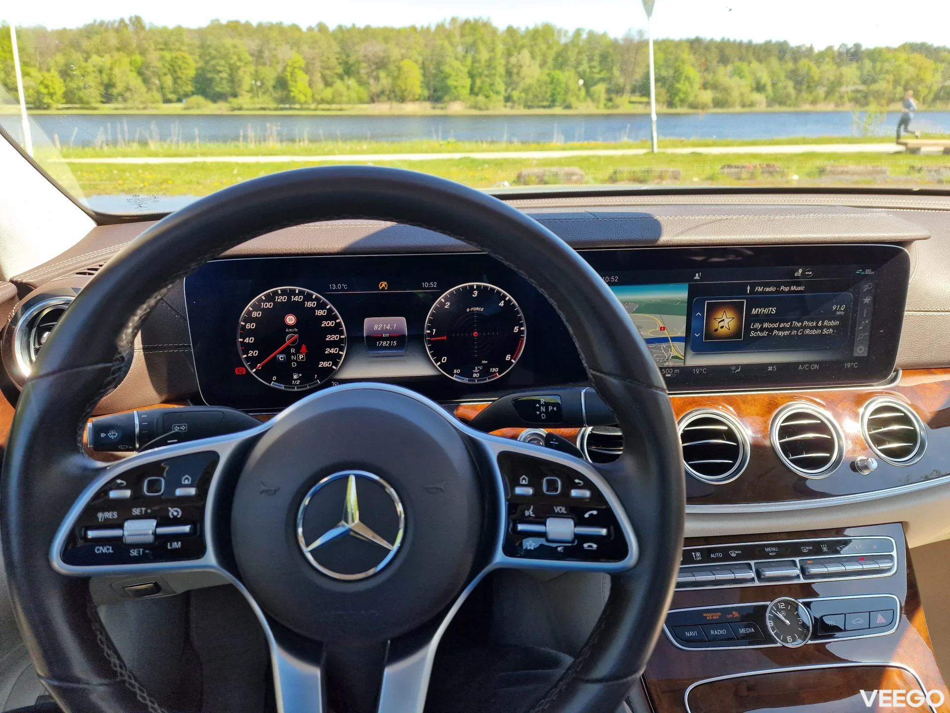 Mercedes-Benz E220 2.0 143kW