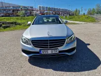 Mercedes-Benz E220 2.0 143kW thumbnail