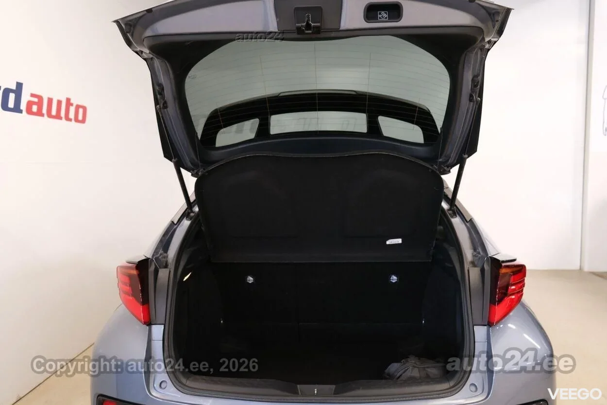 Toyota C-HR GR Hybrid 1.8 72kW