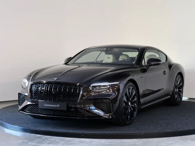 Image of Bentley Continental GT Bentley Azure V8 PHEV 500kW, 8-k automaat 4 500kW