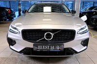 Volvo V60 AWD T6 H&K HUD DARK PLUS XENIUM INTELLI SAFE PRO 2 293kW thumbnail