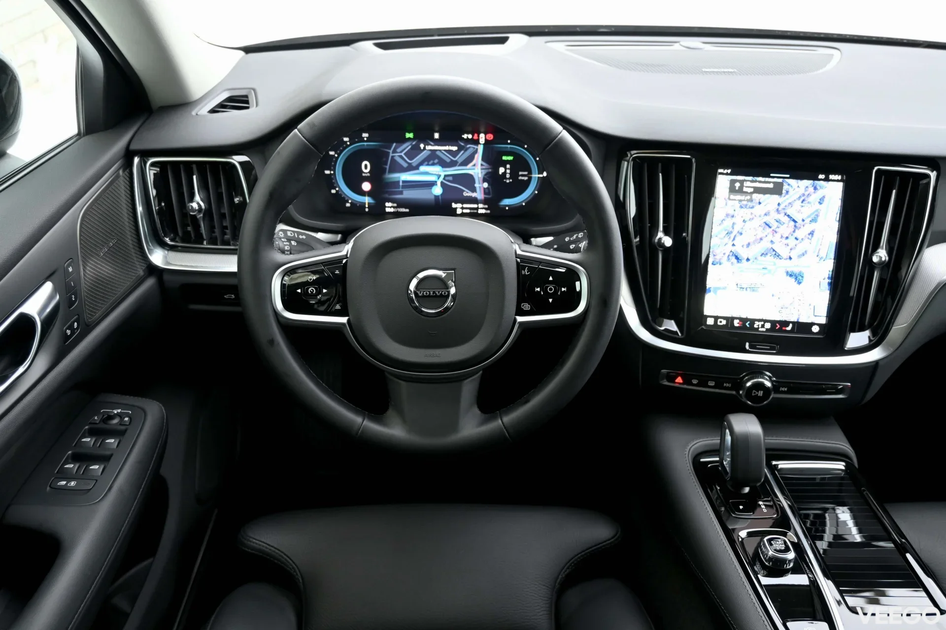 Volvo V60 AWD T6 H&K HUD DARK PLUS XENIUM INTELLI SAFE PRO 2 293kW