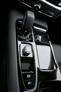 Volvo V60 AWD T6 H&K HUD DARK PLUS XENIUM PRO INTELLI SAFE PRO 2 293kW thumbnail