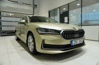 Skoda Superb SELECTION COMBI PHEV 1.5 110kW thumbnail