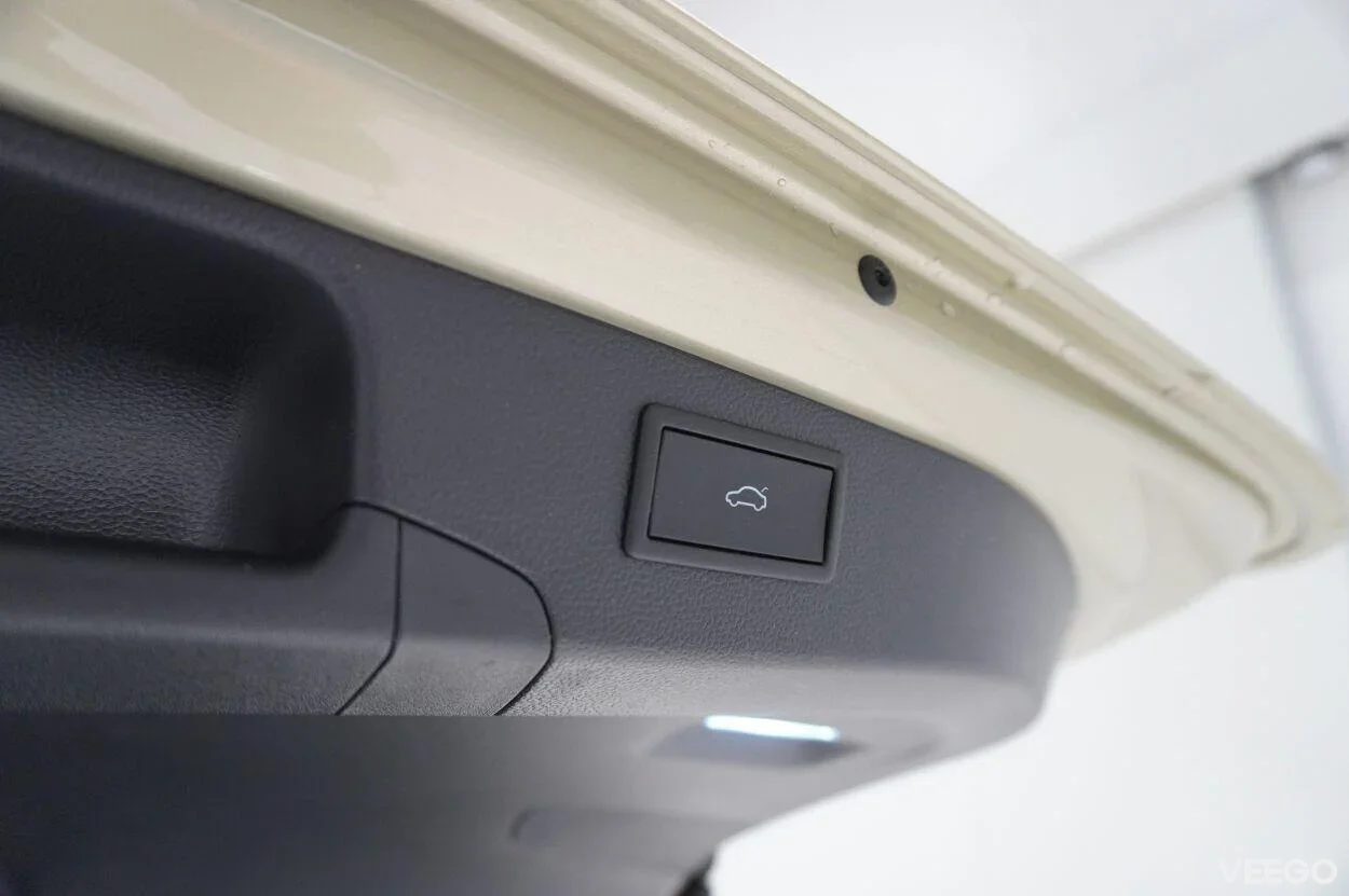 Skoda Superb SELECTION COMBI PHEV 1.5 110kW