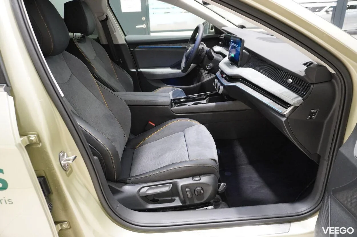 Skoda Superb SELECTION COMBI PHEV 1.5 110kW