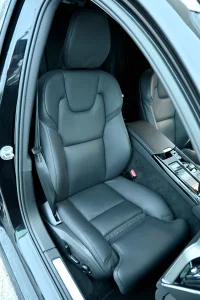 Volvo V60 AWD T6 DARK PLUS INTELLI SAFE PRO GOOGLE 2 293kW thumbnail