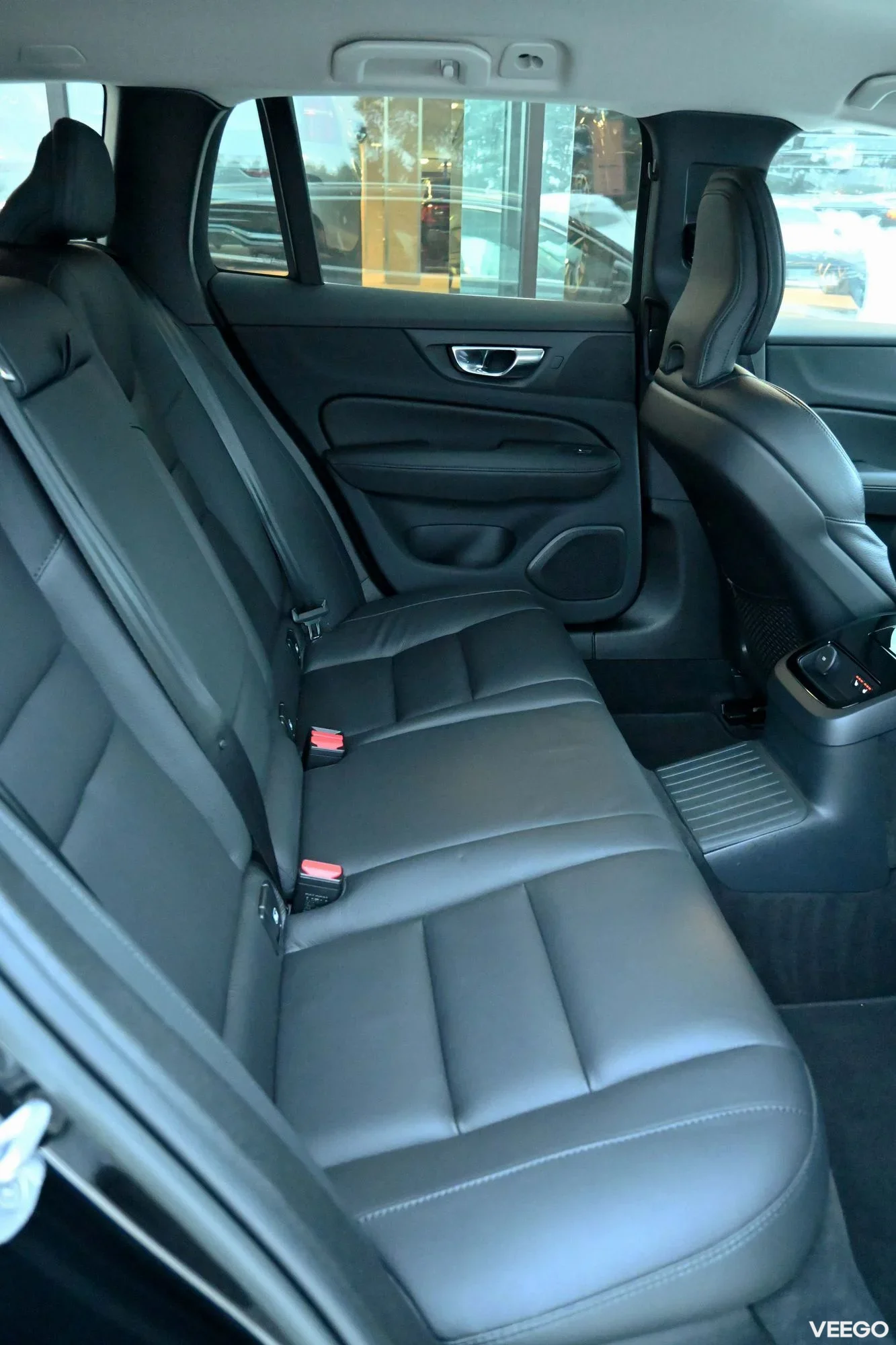 Volvo V60 AWD T6 DARK PLUS INTELLI SAFE PRO GOOGLE 2 293kW