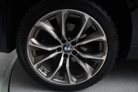 BMW X6 XDrive 40 d M-pakett 3 230kW thumbnail