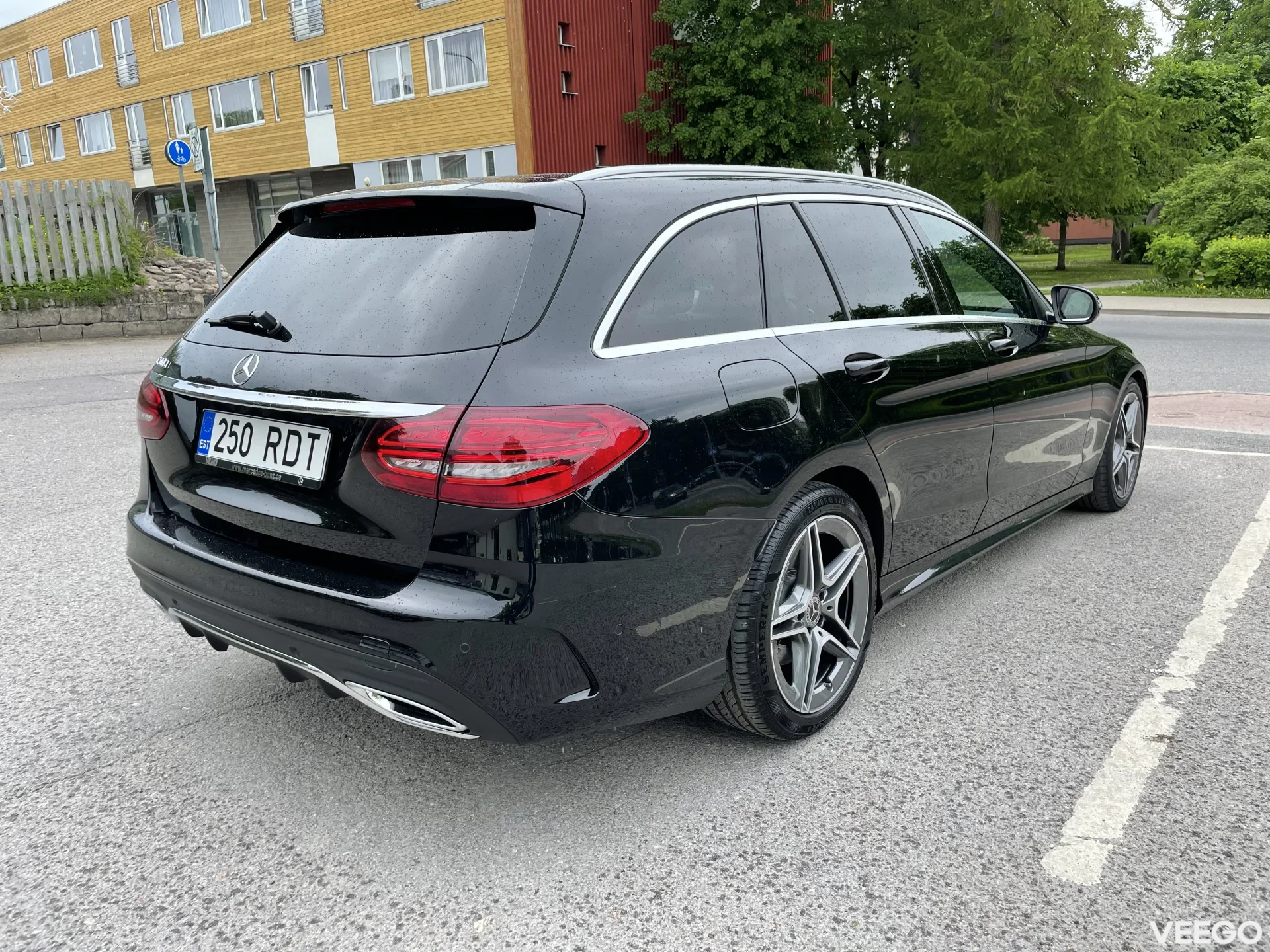 Mercedes-Benz C200 2.0 110kW