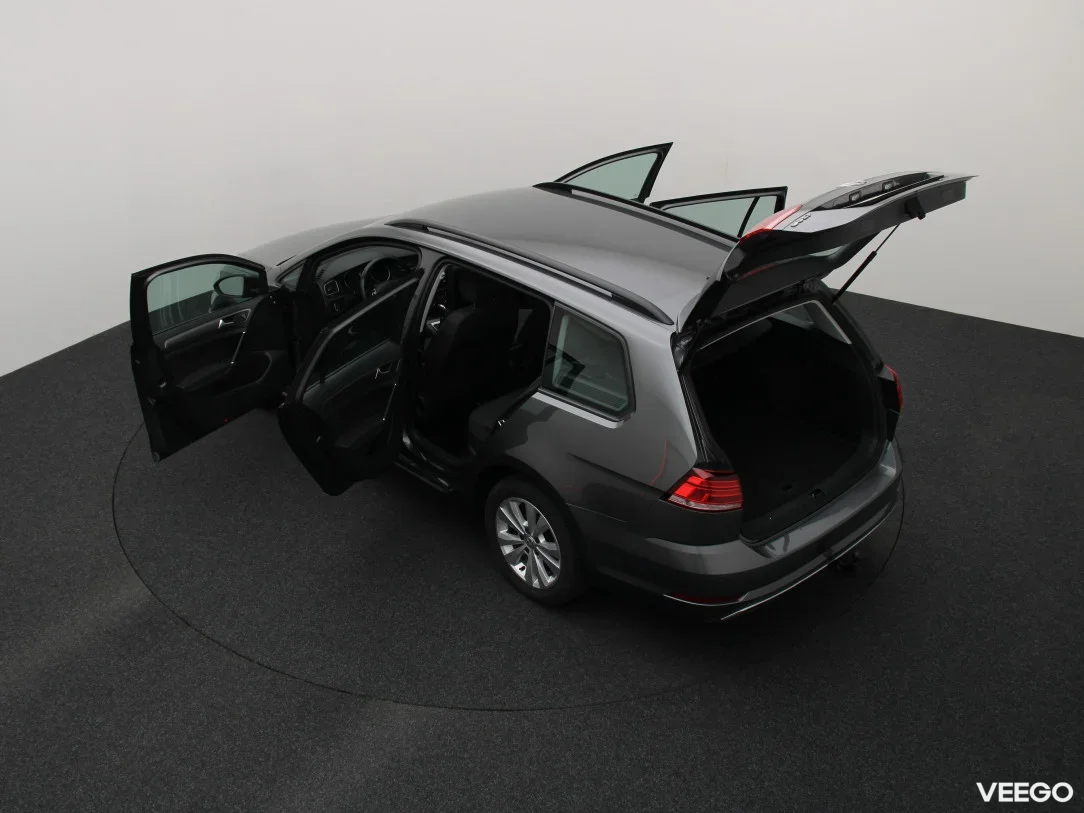 Volkswagen Golf 1.6 85kW