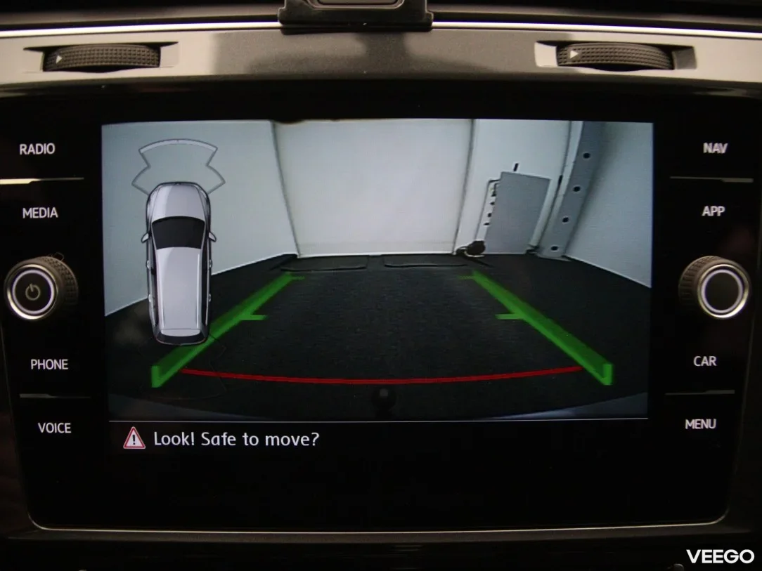 Volkswagen Golf 1.6 85kW