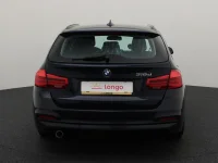 BMW 318 2 110kW thumbnail