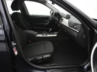 BMW 318 2 110kW thumbnail