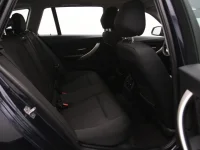 BMW 318 2 110kW thumbnail