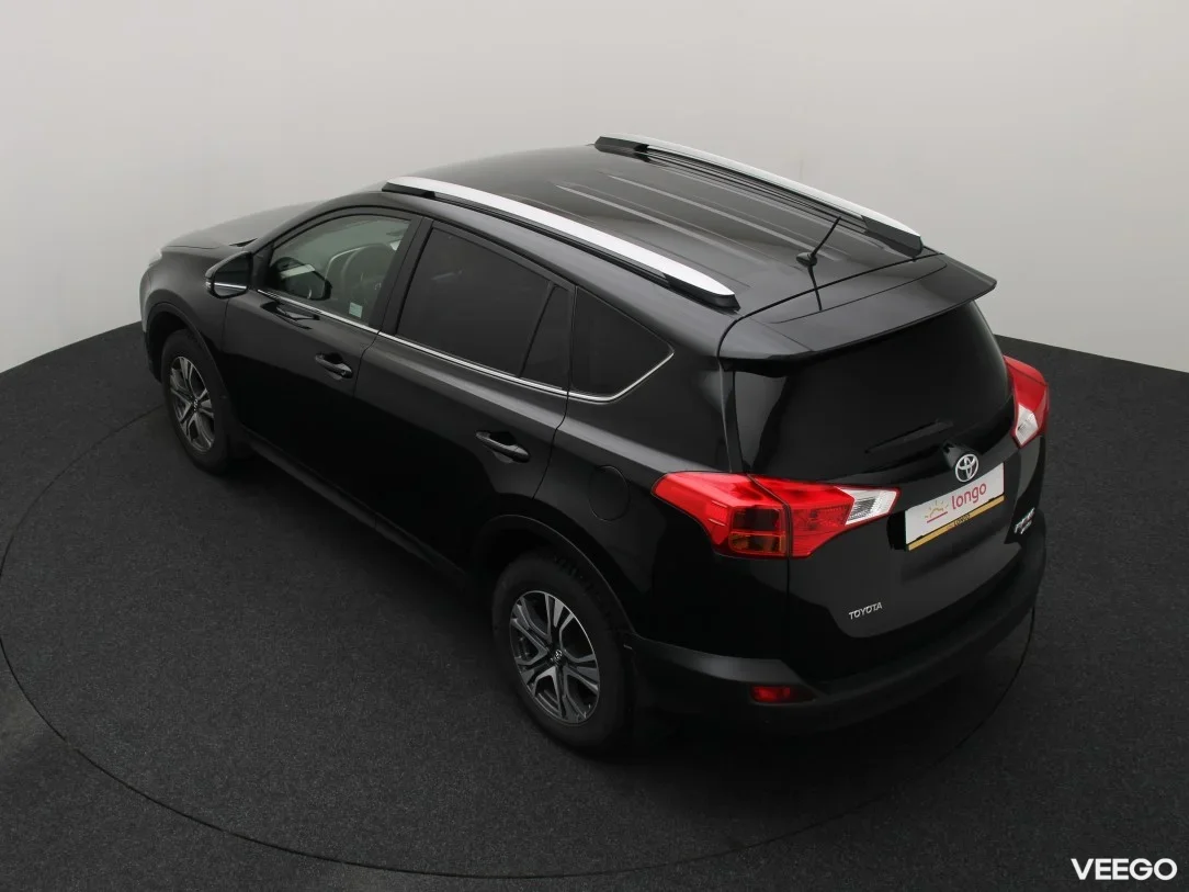 Toyota rav-4 2 111kW