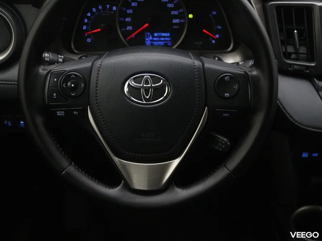 Toyota rav-4 2 111kW