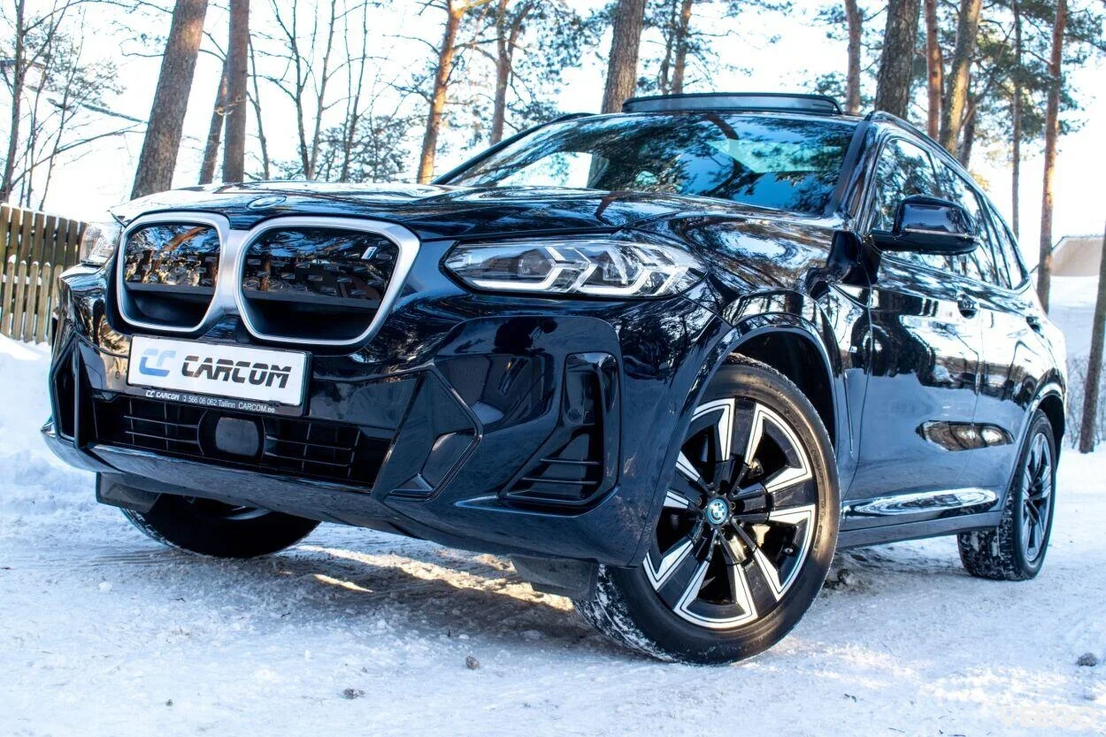 BMW iX3 M-Sport Shadowline Driving Professional 210kW