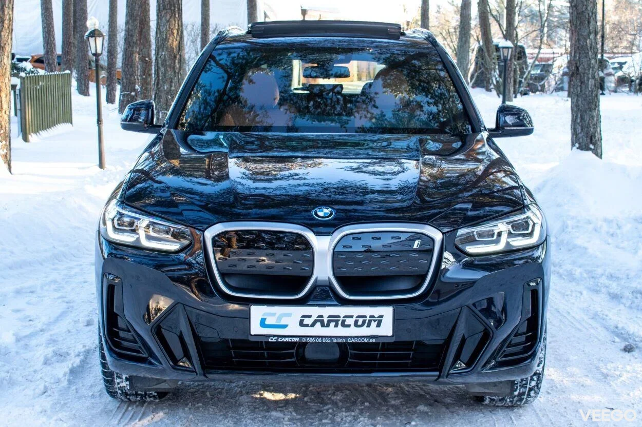BMW iX3 M-Sport Shadowline Driving Professional 210kW