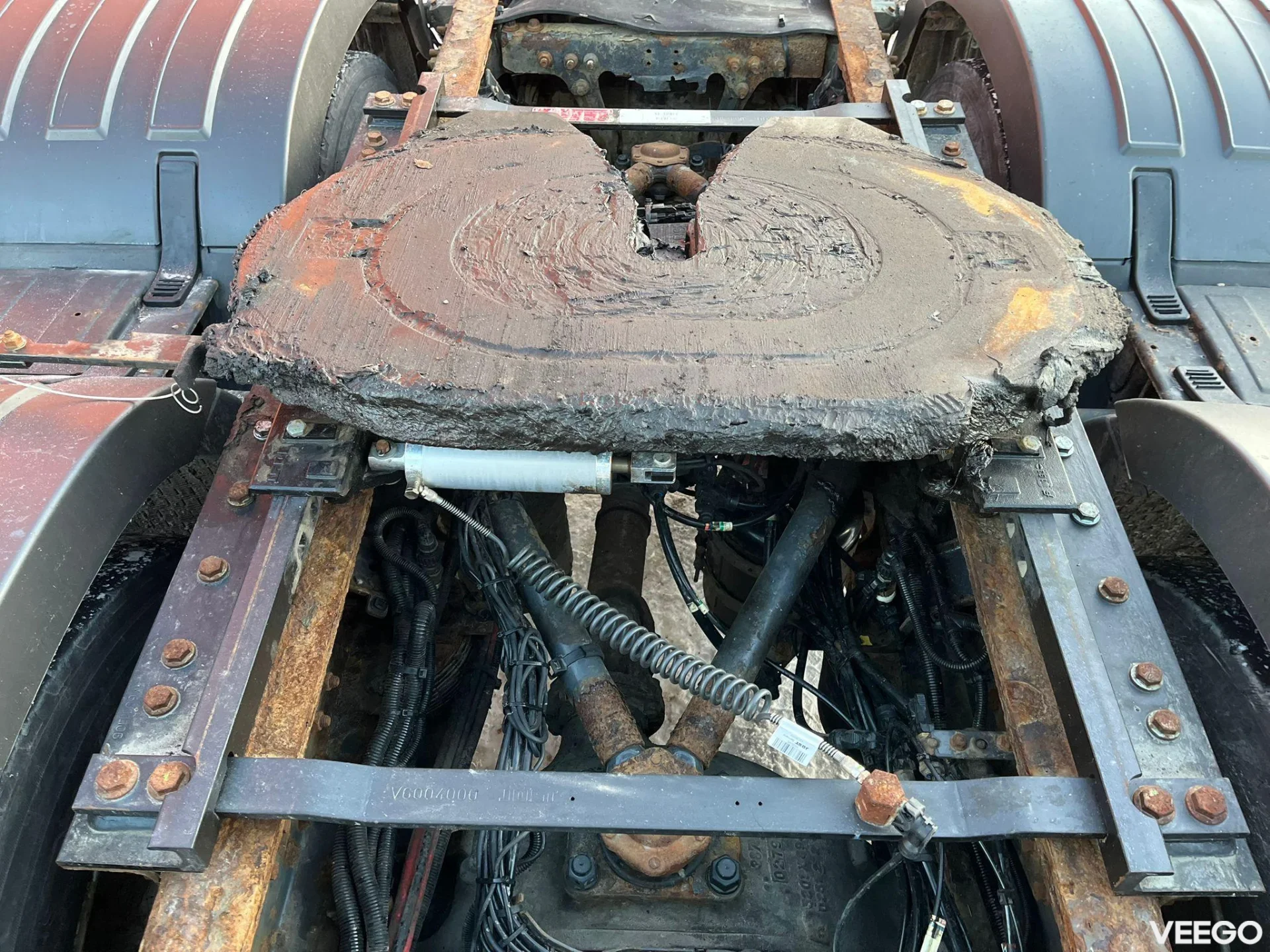 Volvo FH 16 700 6x4 GLOBE XL / HYDRAULICS / RETARDER 515kW