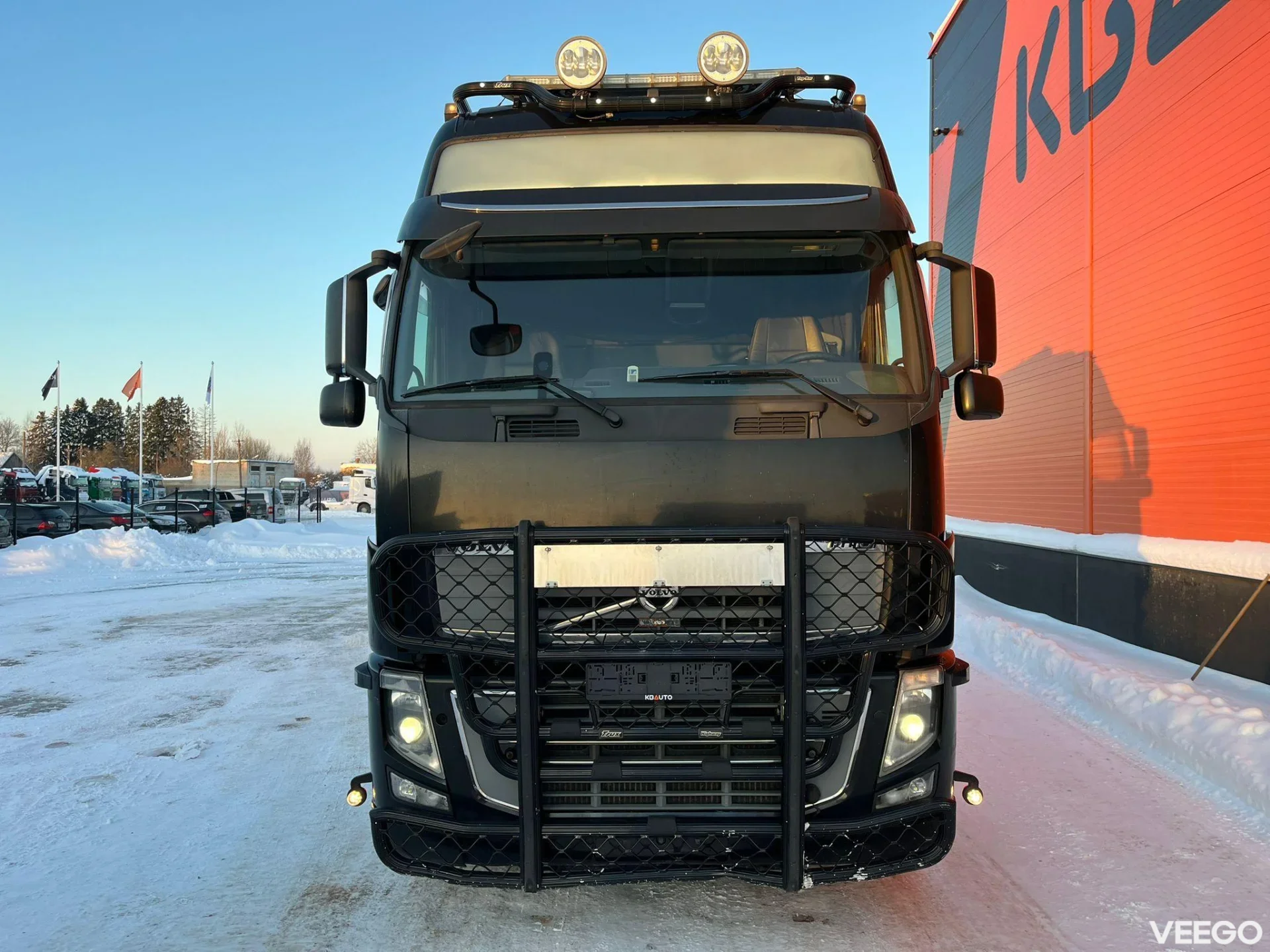 Volvo FH 16 700 6x4 GLOBE XL / HYDRAULICS / RETARDER 515kW