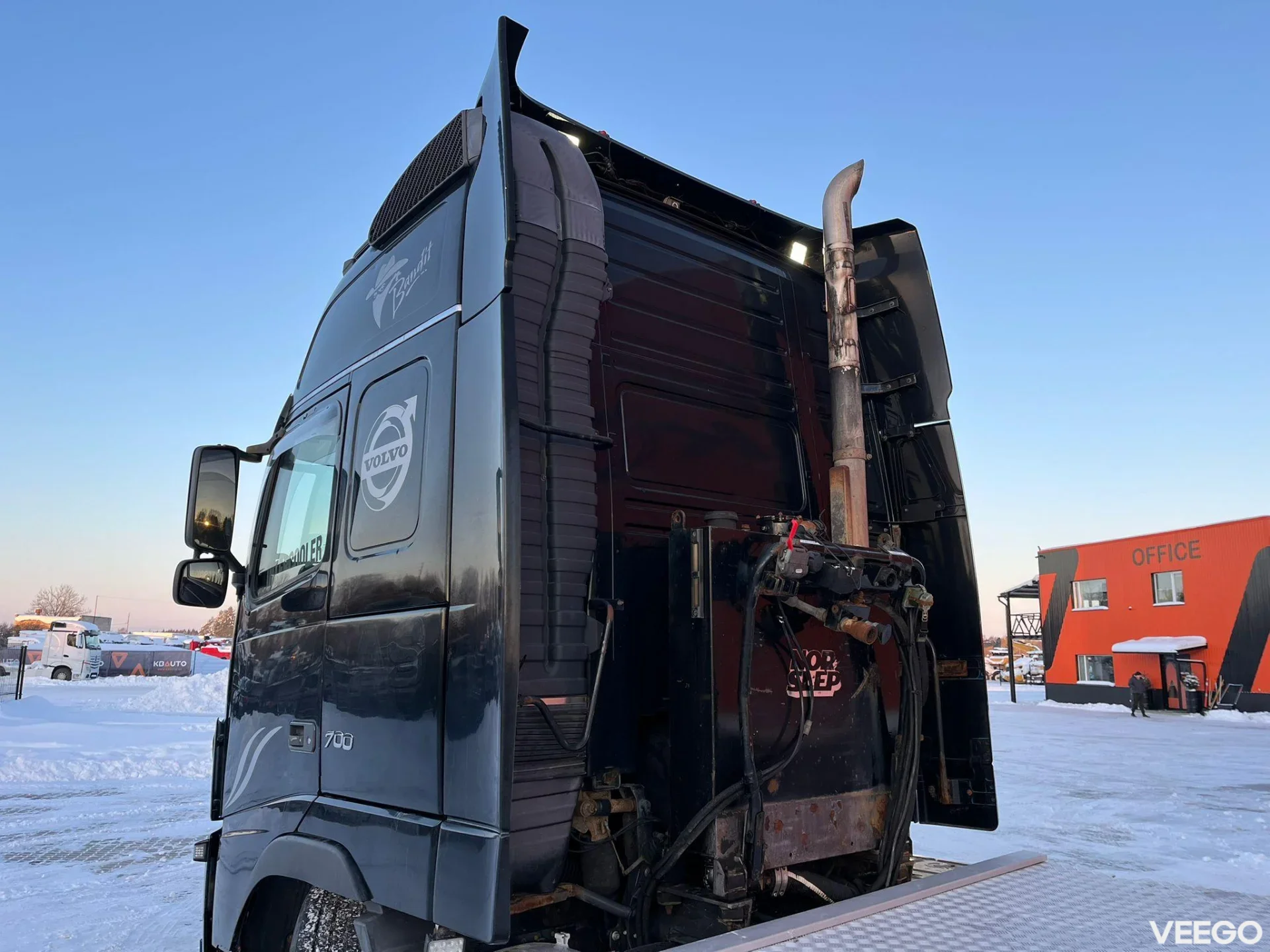 Volvo FH 16 700 6x4 GLOBE XL / HYDRAULICS / RETARDER 515kW