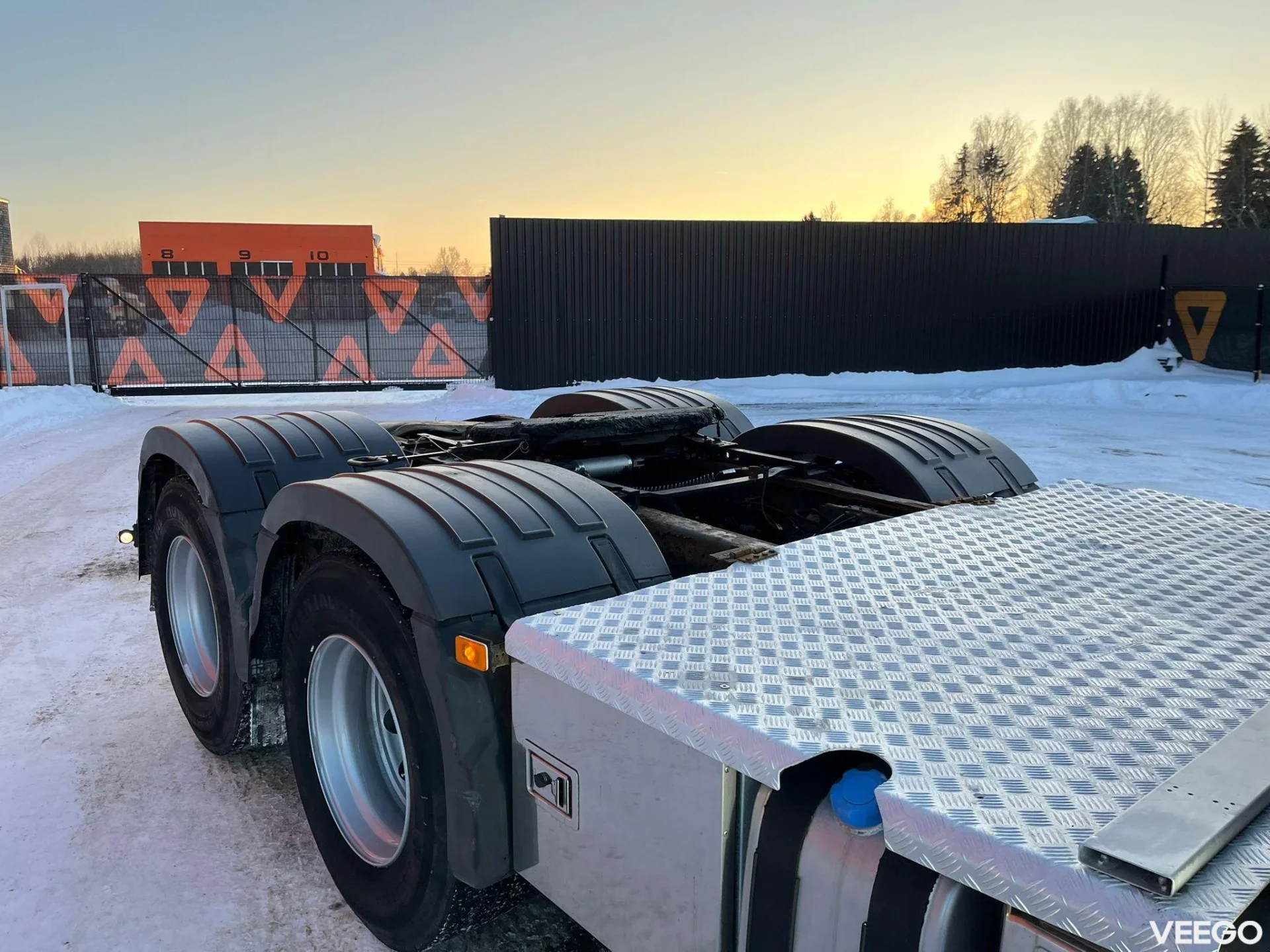 Volvo FH 16 700 6x4 GLOBE XL / HYDRAULICS / RETARDER 515kW