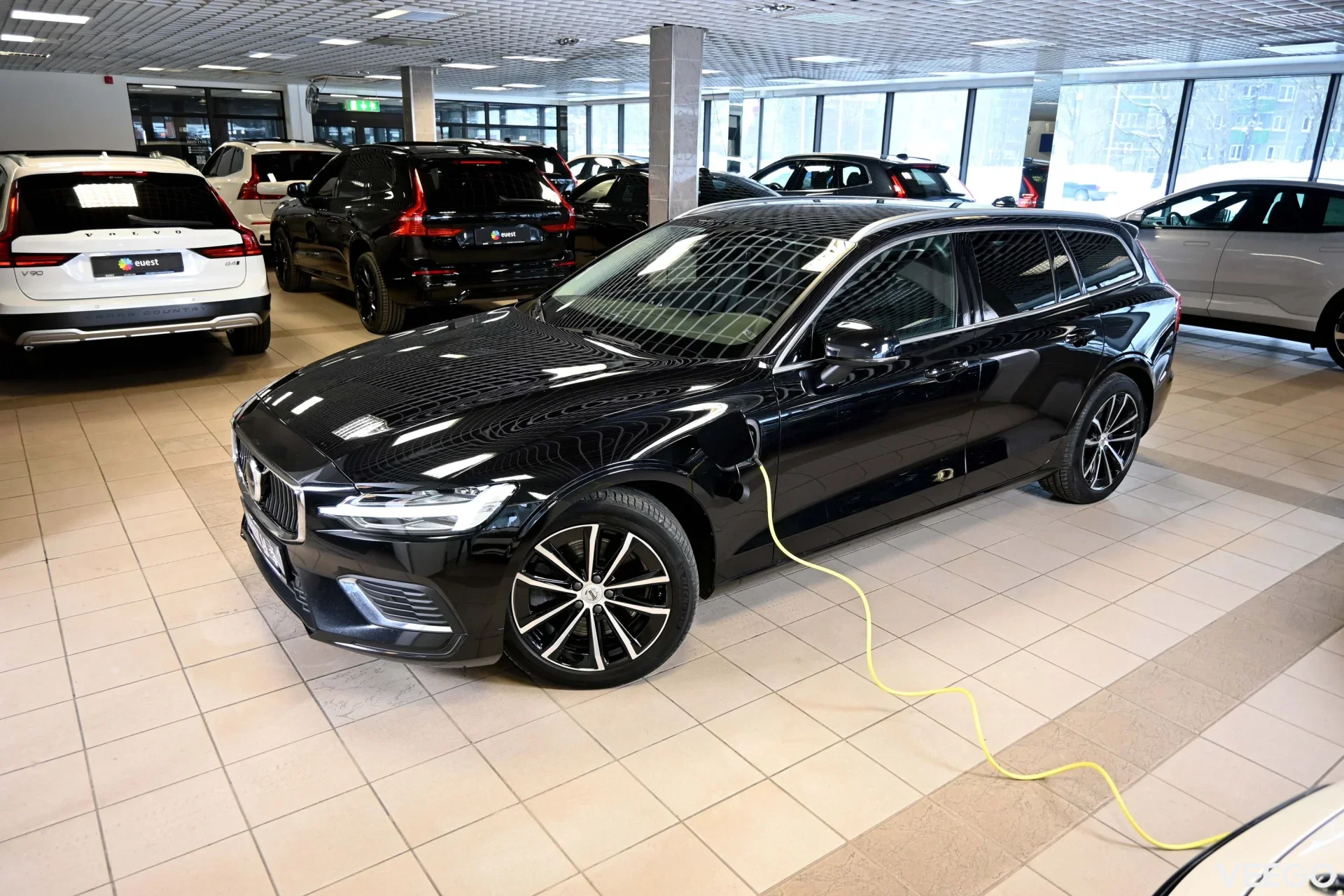 Volvo V60 AWD T6 DARK PLUS INTELLI SAFE PRO GOOGLE 2 293kW