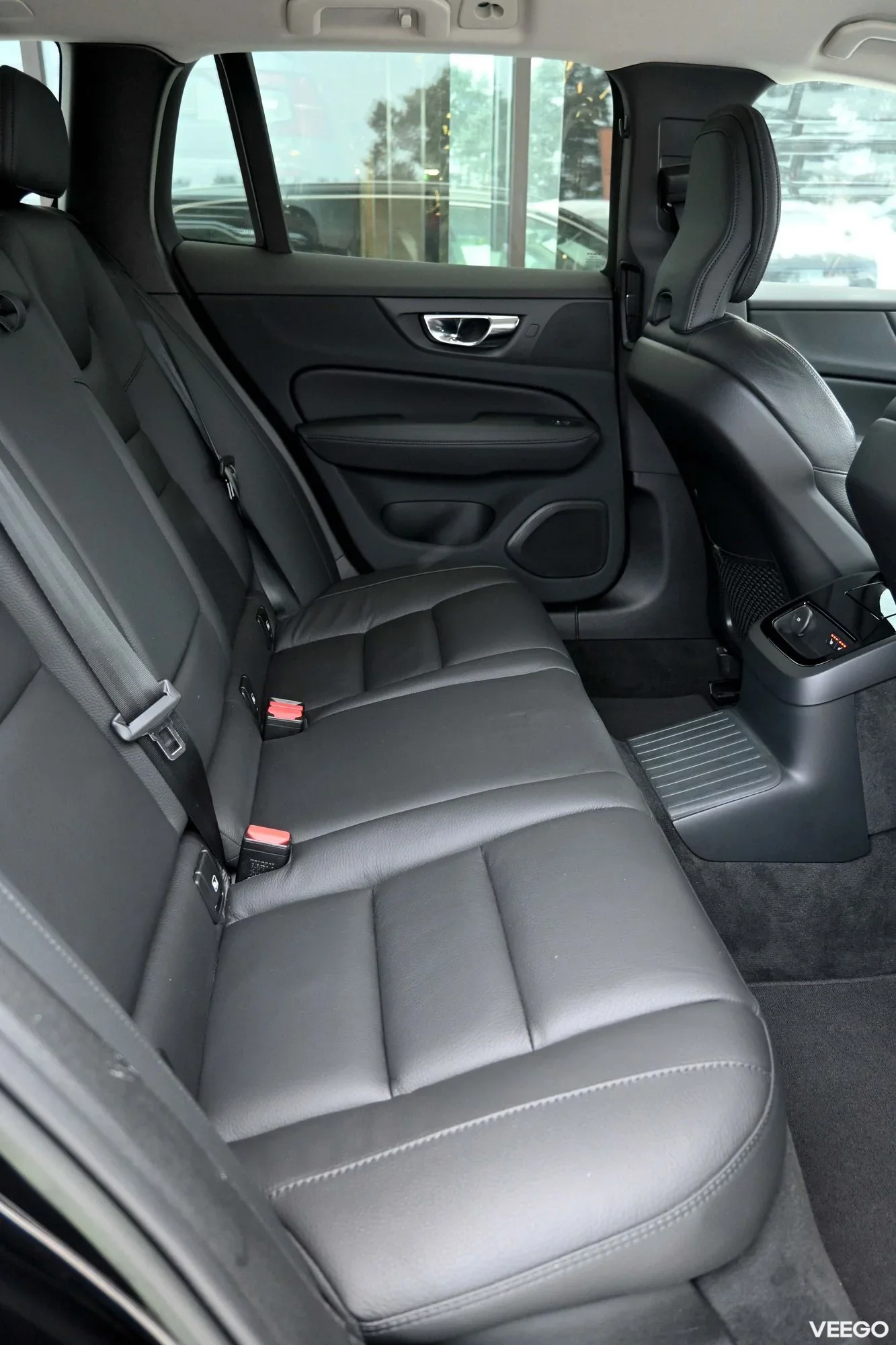 Volvo V60 AWD T6 DARK PLUS INTELLI SAFE PRO GOOGLE 2 293kW