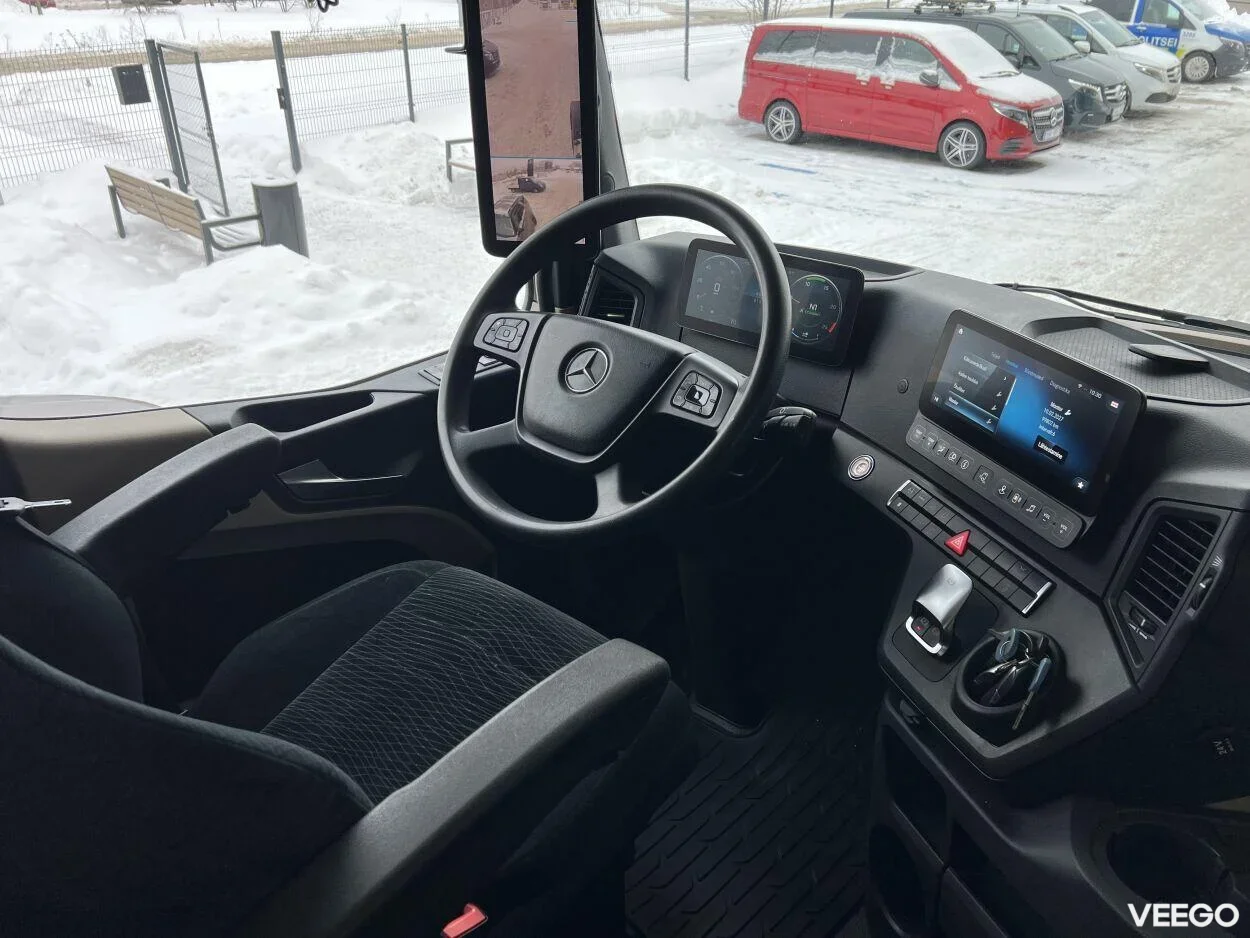 Mercedes-Benz Actros BigSpace 1845LS 12.8 330kW